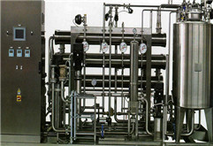 不锈钢蒸馏水器广泛应用于医疗卫生、制药、电